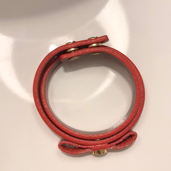 Tory Burch Patent leather Bow Double Wrap Bracelet - Picture 5 of 8